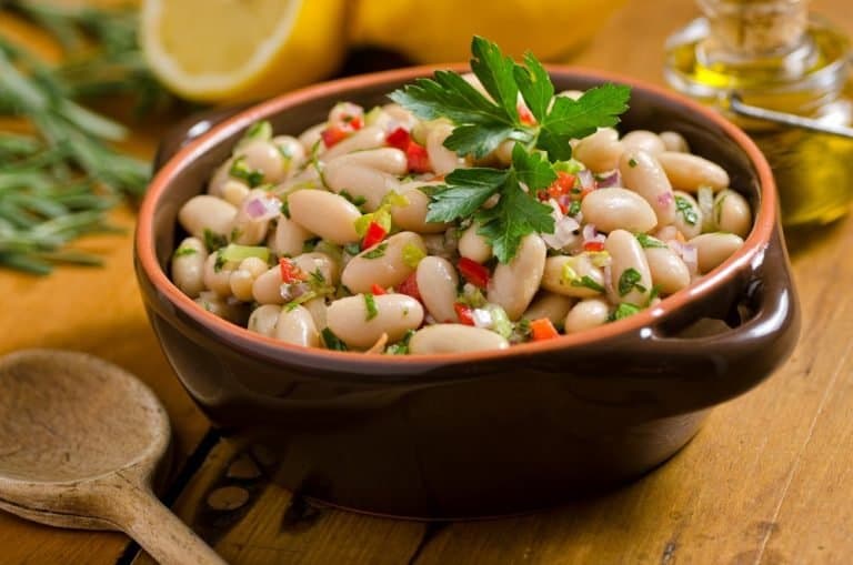 10 Best Cannellini Beans Substitutes - Substitute Cooking