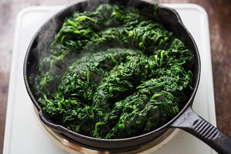 Frying thawed frozen spinach